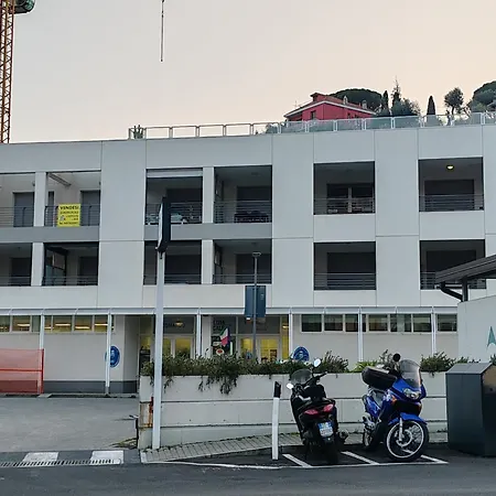 Будинок відпочинку Laperlablu *